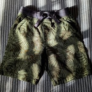 Kids Green Jungle Camo Shorts w/Pockets